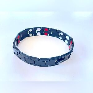 Coed Magnetic Bracelet- 7-7/8”
